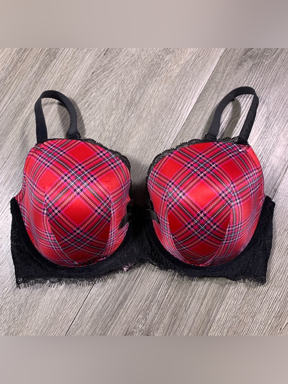 Victoria’s Secret Dream Angels Lined Demi Red Plaid, Velvet & Lace Trim 36DD